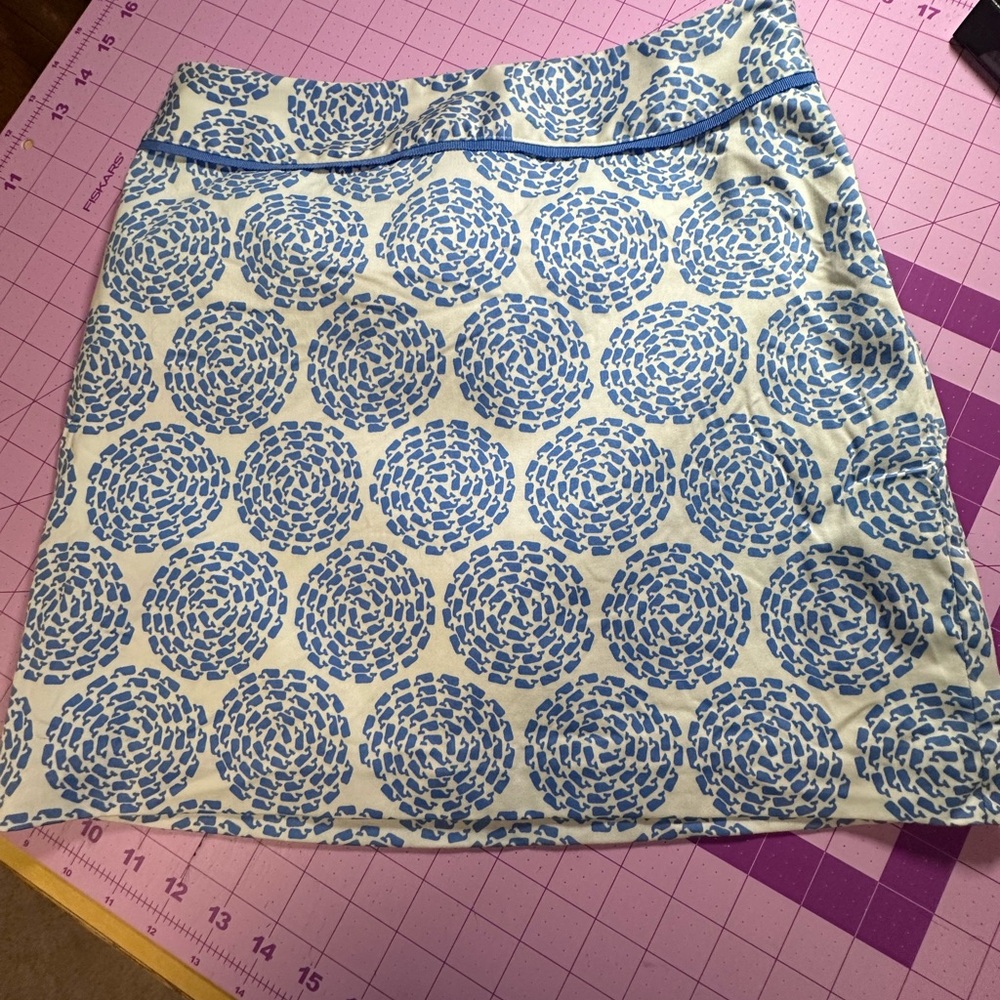 VINEYARD VINES Whale Pattern White & Blue Lined Mini Skirt Size 8 medium